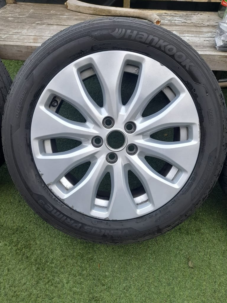Set of 17 Inch Alloy wheels 5x108 with Tyres in West London Area
