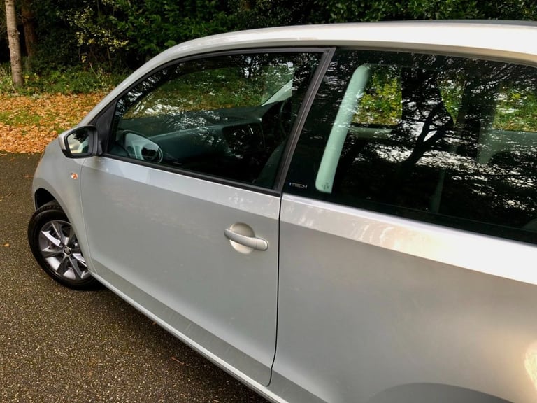 2015 SEAT Mii 1.0 12v I TECH Hatchback 3dr Petrol Manual Euro 5 (60 ps)-ONLY 7,400 MILES- Hatchba...