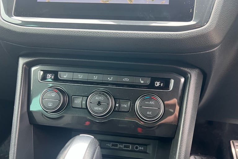 2019 Volkswagen Tiguan 1.5 TSi EVO 150 R-Line Tech 5dr DSG SUV PETROL Automatic