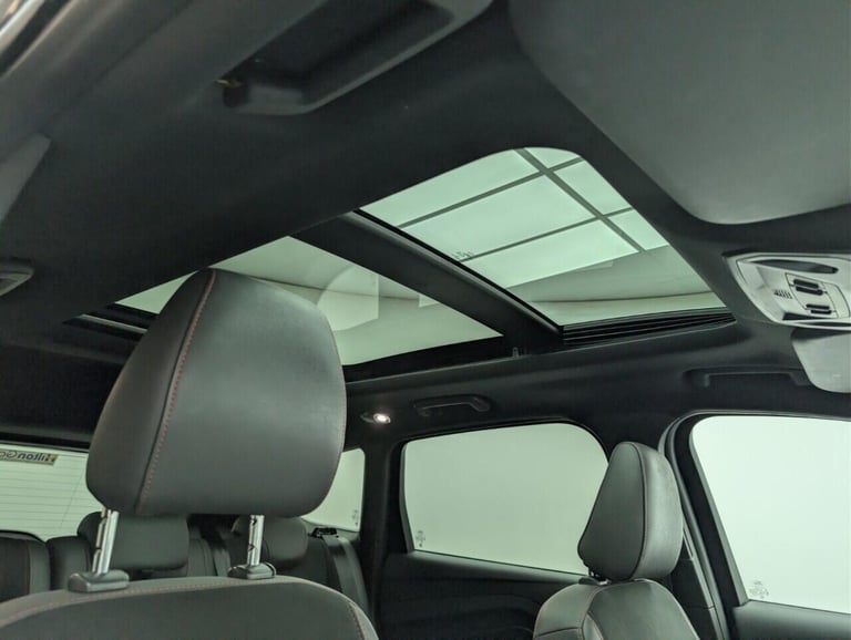 2018 Ford Kuga 1.5T EcoBoost ST-Line X SUV 5dr Petrol Auto AWD Euro 6 (s/s) (176 ps) - PAN HATCHB...