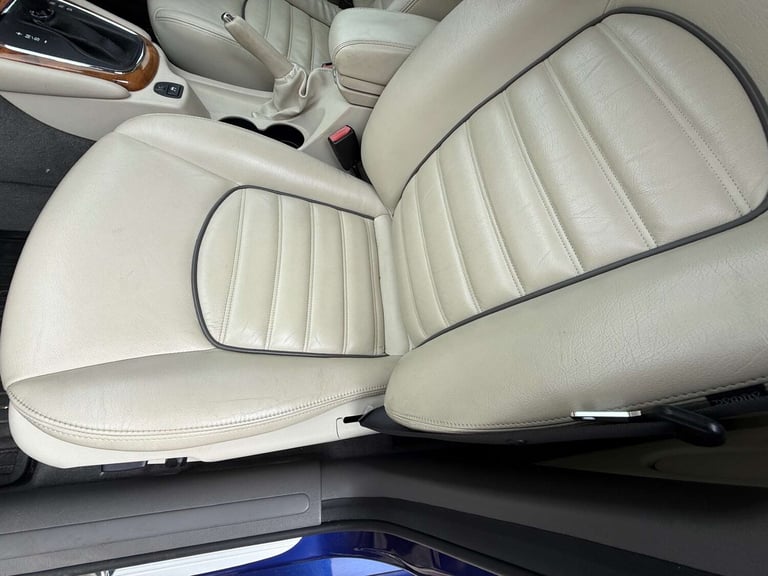 2010 Jaguar X-Type 2.2 X-Type Sovereign  Auto 4dr Saloon Diesel Automatic