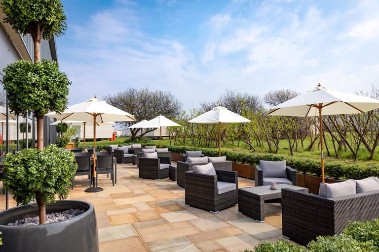 BRAND NEW STATIC CARAVAN FOR SALE AT BROADLAND SANDS HOLIDAY PARK - 11.5 MONTH OWNER SEASON!