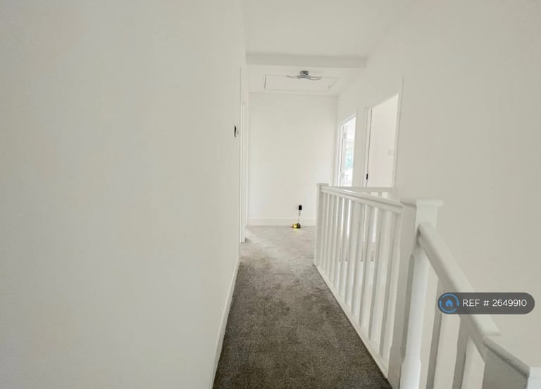 1 bedroom in Brighton Road, Coulsdon, CR5 (#2649910)