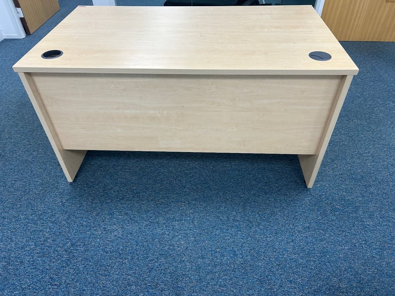 Office Clearance – Free Desks/Tables (Collection Only, HP2 4TP) - Call for any enquiries