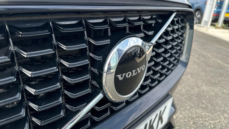 2022 Volvo XC90 2.0 B5D [235] R DESIGN 5dr AWD Geartronic ESTATE DIESEL Automatic