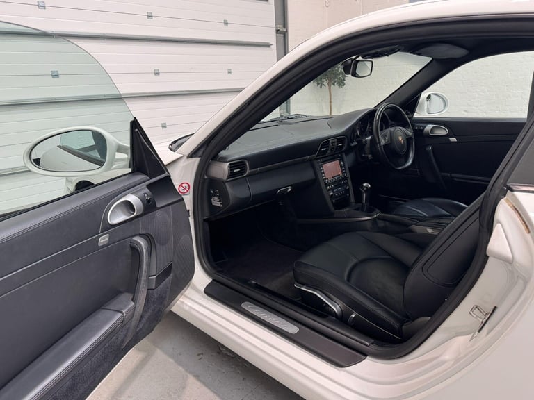 2010 Porsche 911 3.6 997 Carrera Coupe 2dr Petrol Manual (242 g/km, 345 bhp) COUPE Petrol Manual