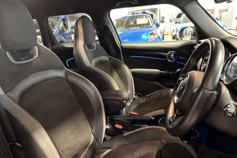 2022 MINI Hatch 1.5 Cooper Sport 5dr Auto HATCHBACK PETROL Automatic