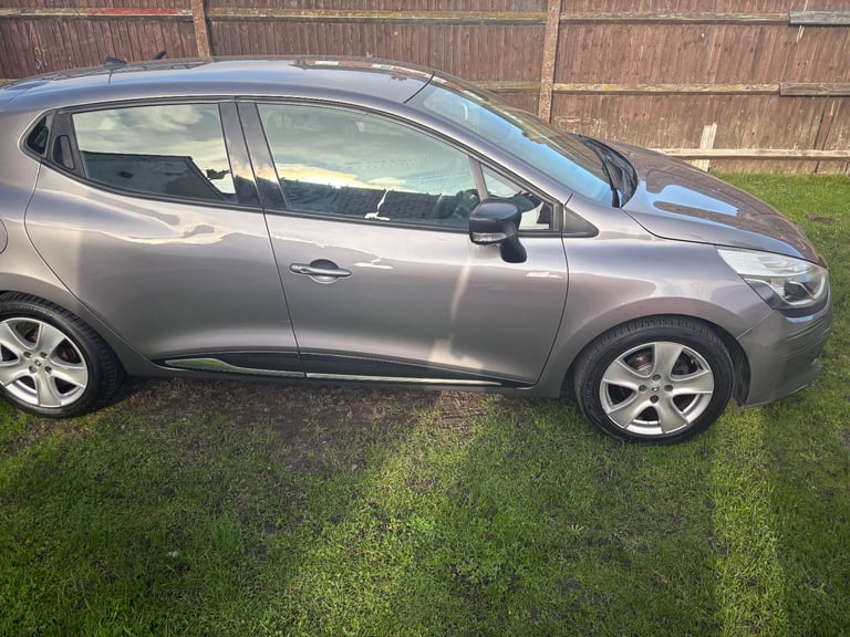 Renault, CLIO, Hatchback, 2014, Manual, 898 (cc), 5 doors