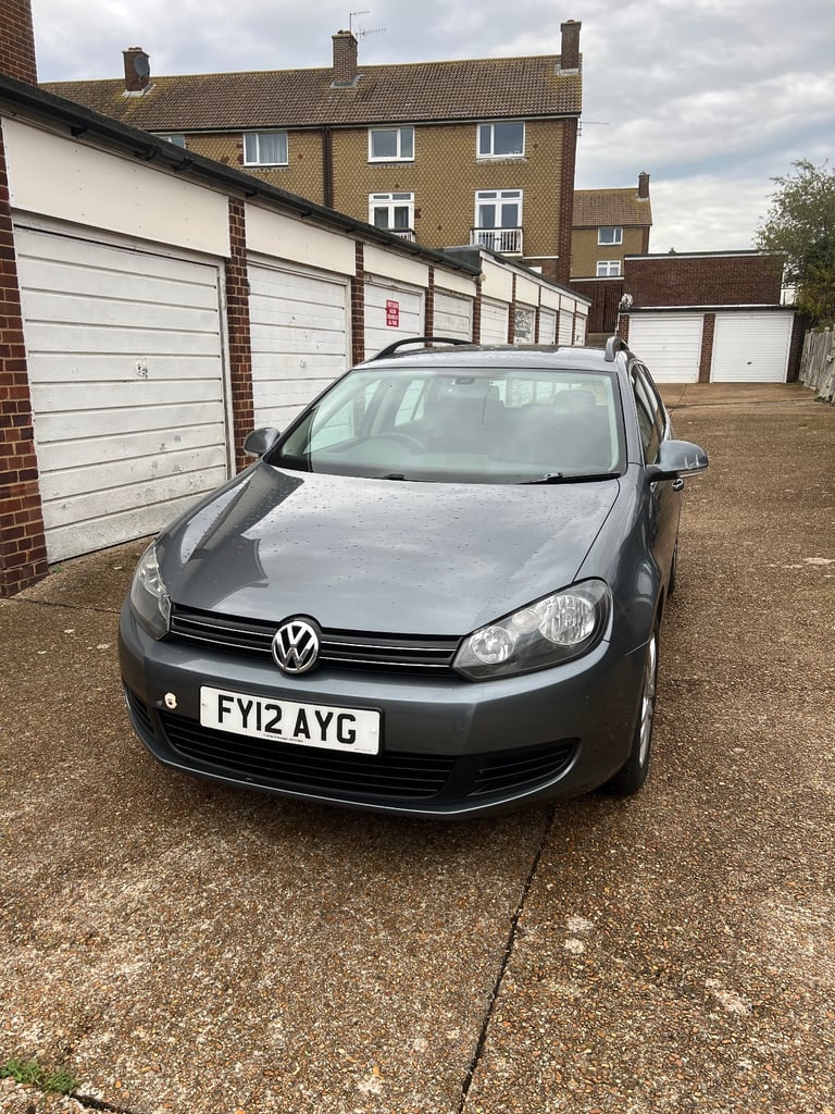 Volkswagen, GOLF, Estate, 2012, Semi-Auto, 1598 (cc), 5 doors