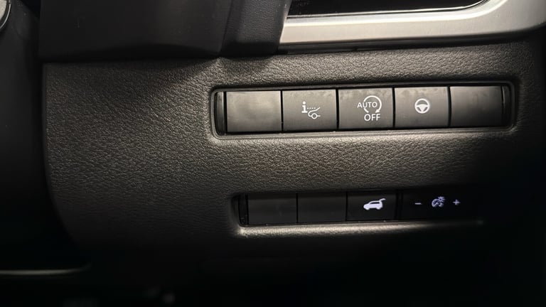 2023 Nissan Qashqai 1.3 DiG-T MH Tekna 5dr HATCHBACK PETROL Manual