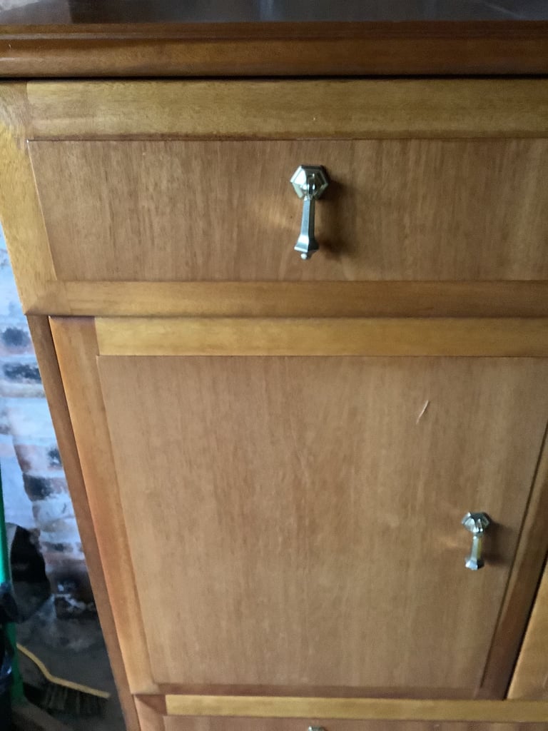 Vintage Meredew cabinet 