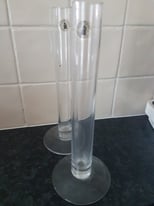 2 single stem glass vases £1 each or both for £2