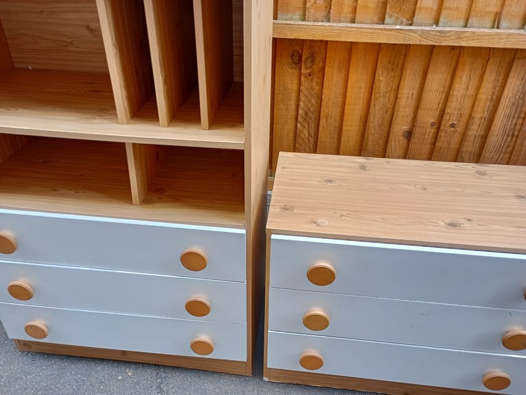 Drawer set (can deliver)