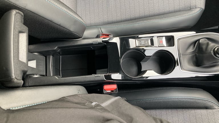 2022 Peugeot 2008 1.2 PureTech Allure Premium+ 5dr Petrol Estate Estate Petrol Manual