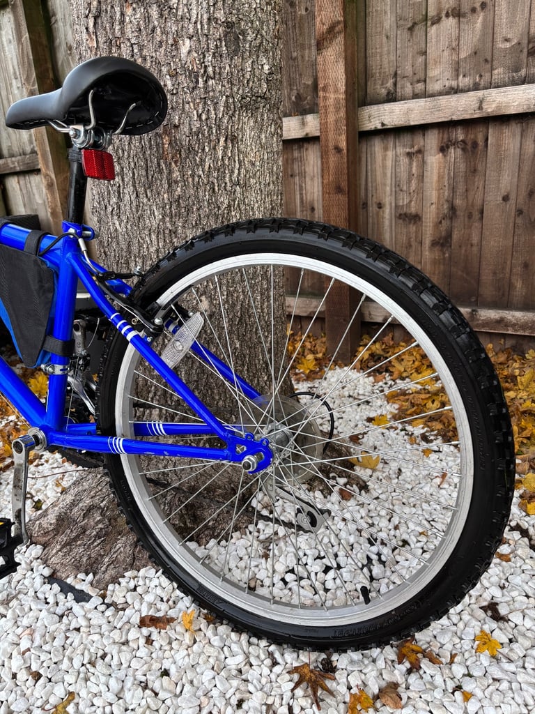 Child’s Lightweight SABRE Mountain Bike (Fantastic Condition)