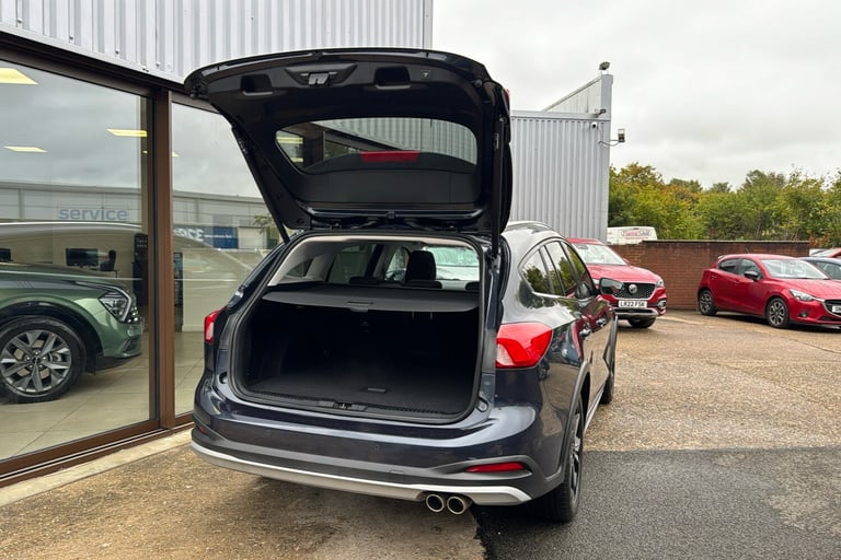  Ford Focus Estate 1.0t Ecoboost Mhev Active X Vignale Edition Estate 5dr