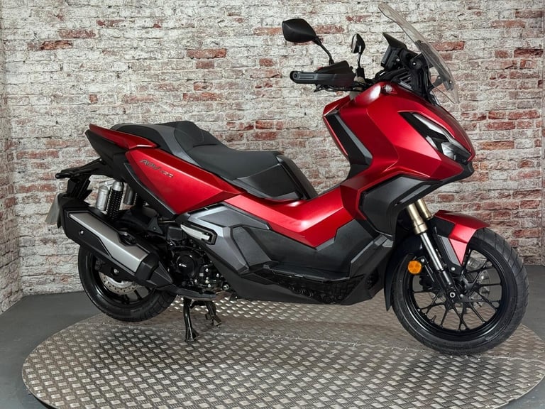 HONDA X-ADV - 2023 Petrol Automatic in Red