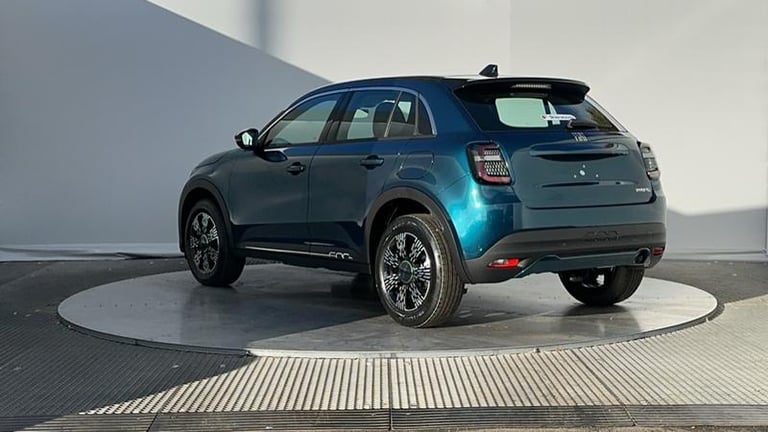 2025 Fiat 600 1.2 MHEV SUV 5dr Petrol Hybrid e-DCT Euro 6 (s/s) (100 ps) Automatic Hatchback Hybr...