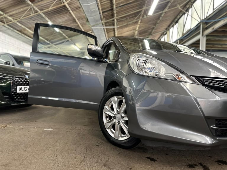 2013 Honda Jazz 1.4 i-VTEC ES Hatchback 5dr Petrol CVT Euro 5 (99 ps) HATCHBACK Petrol Automatic