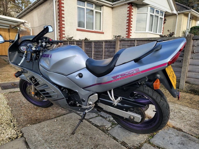 Suzuki RF600r, nice condition, fresh MOT