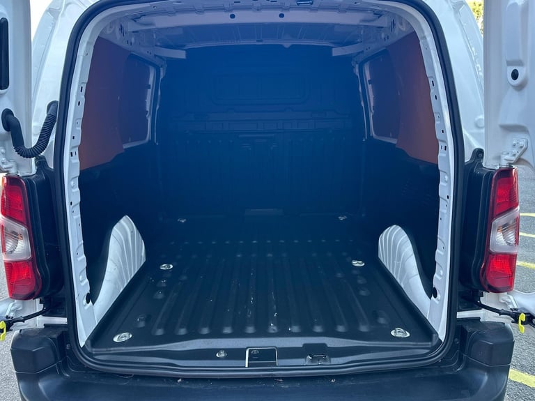 2024 Toyota ProAce 1.5D 100 Active Van (6 Speed) Van Diesel Manual