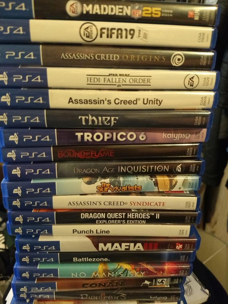 PS4 videgames. (Descenders, Riders republic, conan exiles, FC24, FIFA23 etc)