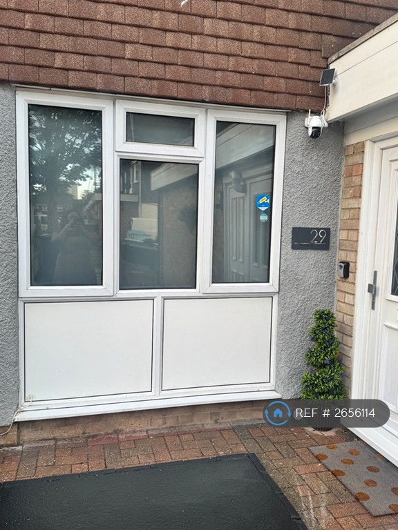 image for 3 bedroom house in Wyldfield Gardens, London, N9 (3 bed) (#2656114)