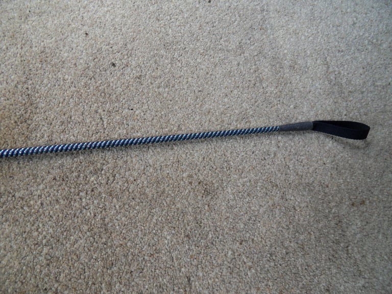 Horse Riding Crops * 2