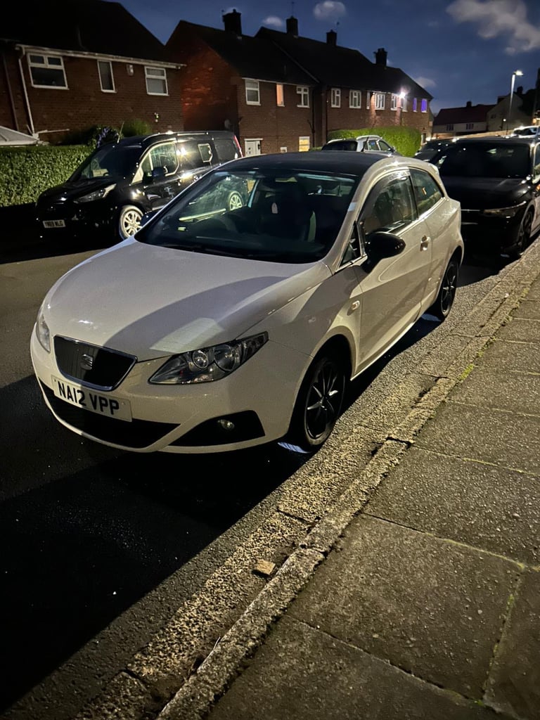 image for Seat, IBIZA, Hatchback, 2012, Manual, 1199 (cc), 3 doors