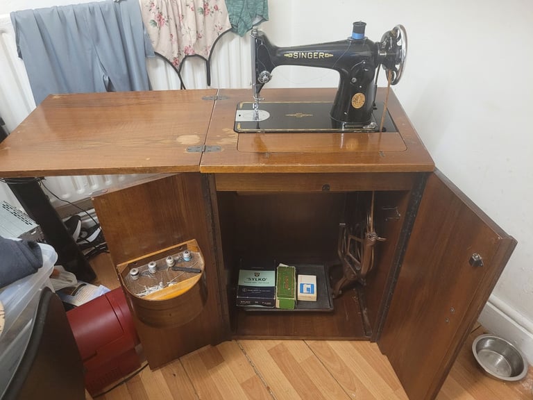 image for Singer sewing machine 
