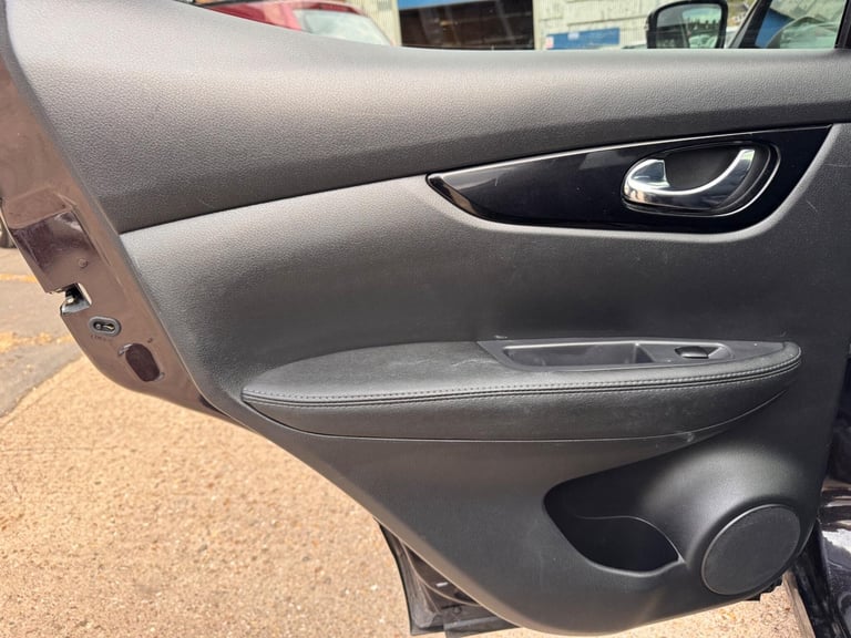 2016 Nissan Qashqai SUV (2013 - 2017) SUV Diesel Manual