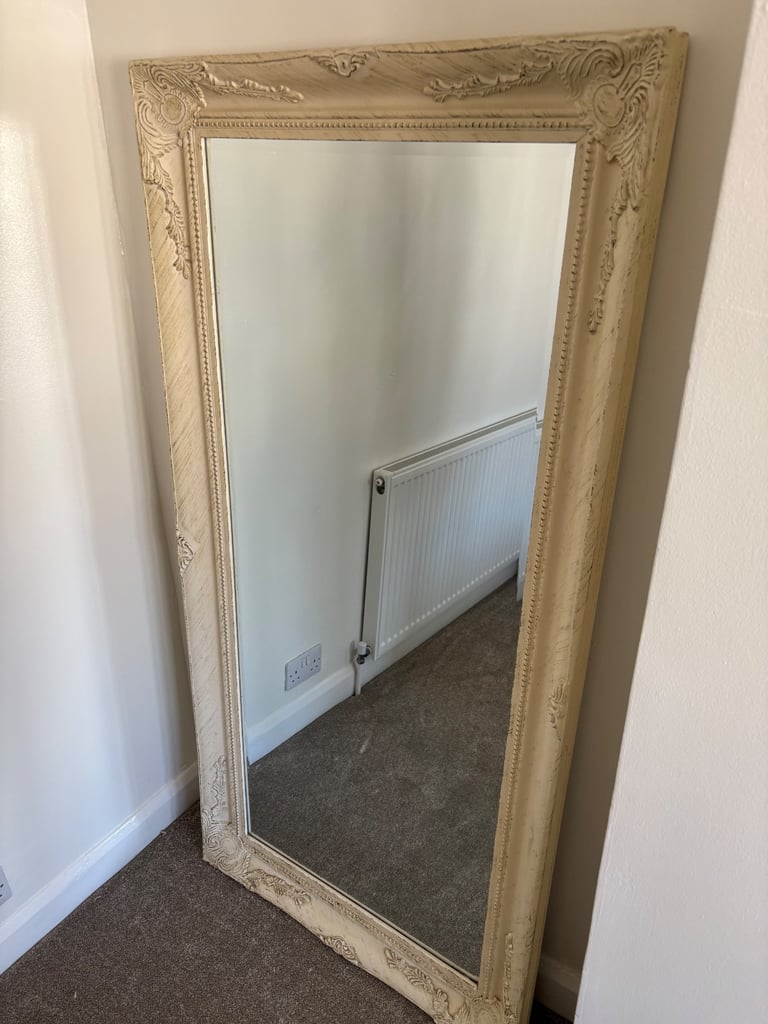 image for Tall mirror 