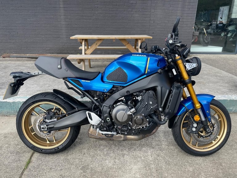 Yamaha XSR 900 XSR900 2022 model in legend blue