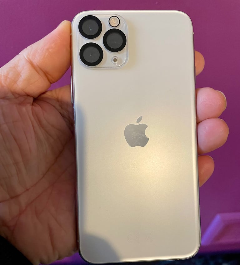 image for Apple iPhone 11 Pro Silver 256GB Excellent condition 