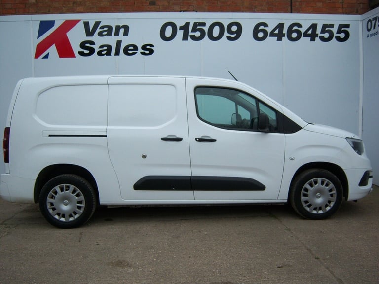 2020 Vauxhall Combo 2300 1.5 Turbo D 100ps H1 Sportive Van PANEL VAN Diesel Manual