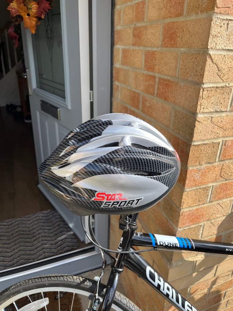 Gents Dune Challenge Bike with helmet