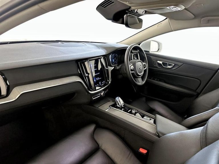 2021 Volvo V60 2.0 B3 MHEV Inscription Auto Euro 6 (s/s) 5dr Automatic Estate Hybrid Automatic