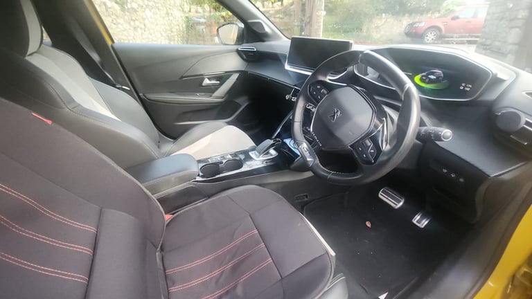 2021 Peugeot e-208 GT (2020 Reg) – 35,800 miles – Excellent Condition
