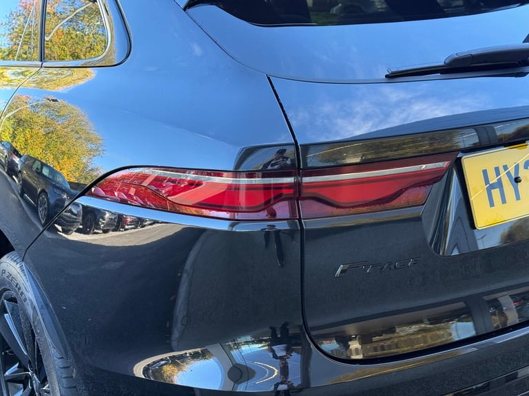 2022 Jaguar F-Pace 2.0 P250i R-Dynamic Black SUV 5dr Petrol Auto AWD Euro 6 (s/s) (250 ps) ESTATE...