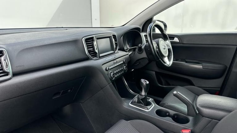 2017 Kia Sportage 1.7 CRDi 2 SUV 5dr Diesel Manual Euro 6 (s/s) (114 bhp) Manual Hatchback Diesel...
