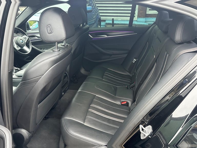 2022 BMW 5 Series 2.0 520d MHT M Sport Steptronic xDrive Euro 6 (s/s) 4dr SALOON Diesel/Electric ...