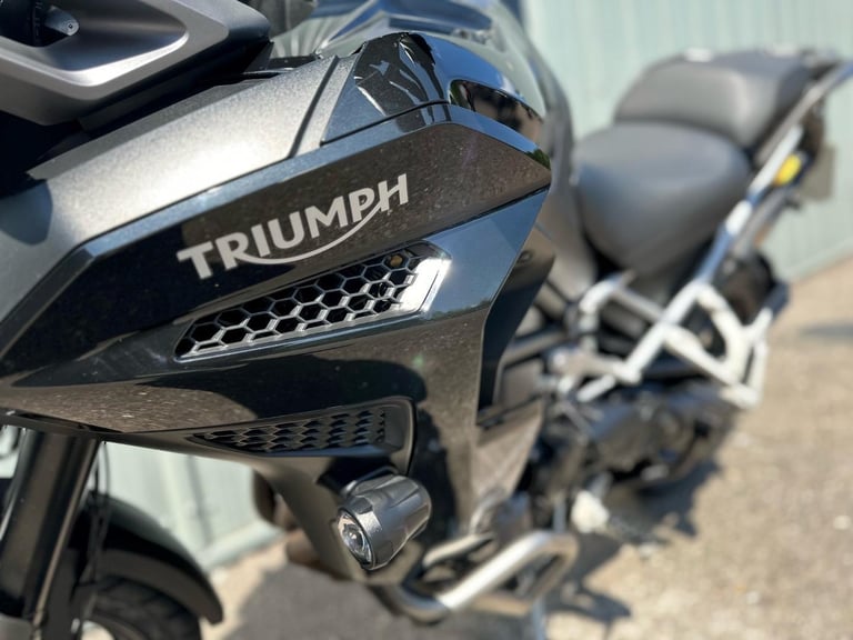 2022/22 Triumph Tiger 1200 GT Explorer 