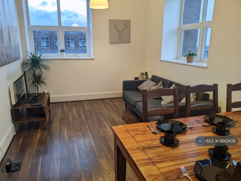 2 bedroom flat in Atlas Mill, Bolton, BL1 (2 bed) (#2643478)