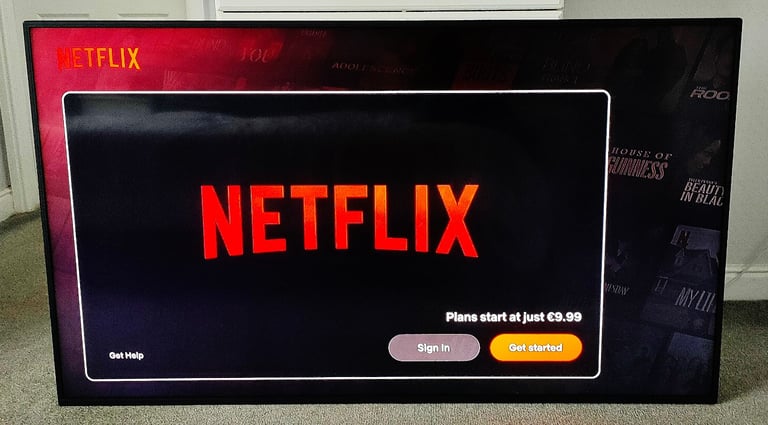 65" GVISION WALL MOUNT FULL HD SCREEN SLIM LED+FIRESTICK LOADS OF APPS RC NEW WALL BRACKETS