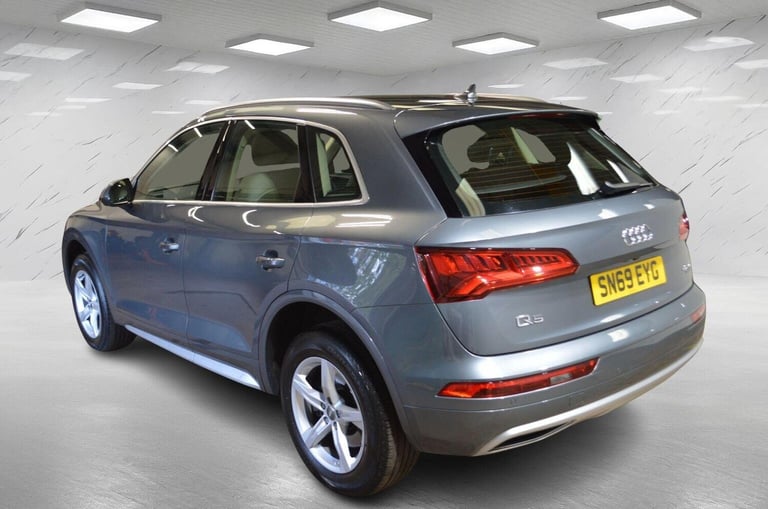 AUDI Q5 2.0 TDI 40 Sport S Tronic quattro Euro 6 (s/s) 5dr 2019