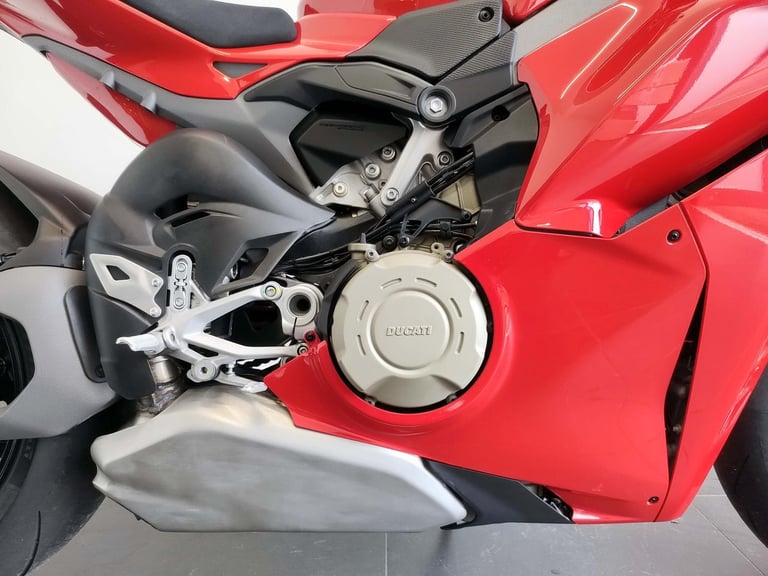2024 Ducati Panigale V4S 7G Red 1,586 Miles | £365 Dep & £365 pcm