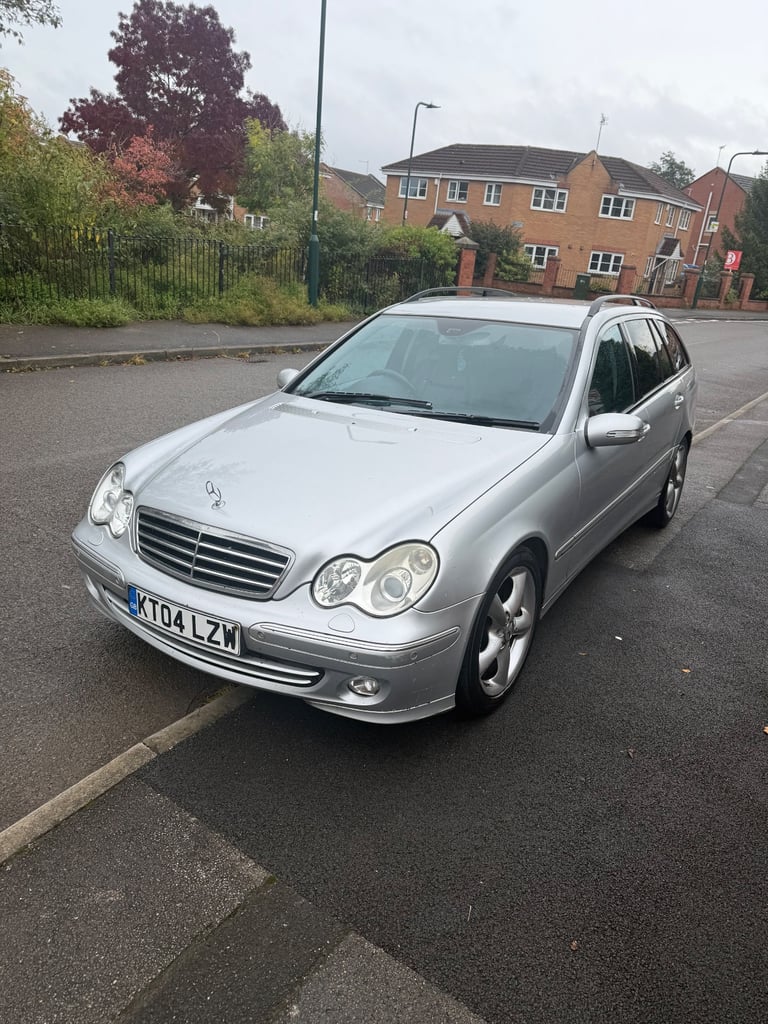 2004 MERCEDES-BENZ C220 CDI Avantgde SE, 5dr Estate, Automatic gearbox, 150bhp.