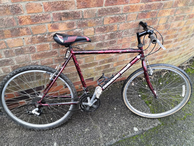 men's diamondback traverse bike 26" wheels