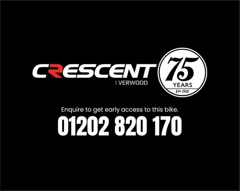 YAMAHA YZF-R1 2024 - ICON BLUE - JUST 752 MILES - AKRAPOVIC & DECAT - TAIL TIDY