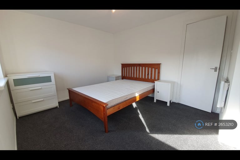 1 bedroom flat in Anson Street, Glasgow, G40 (1 bed) (#2653210)